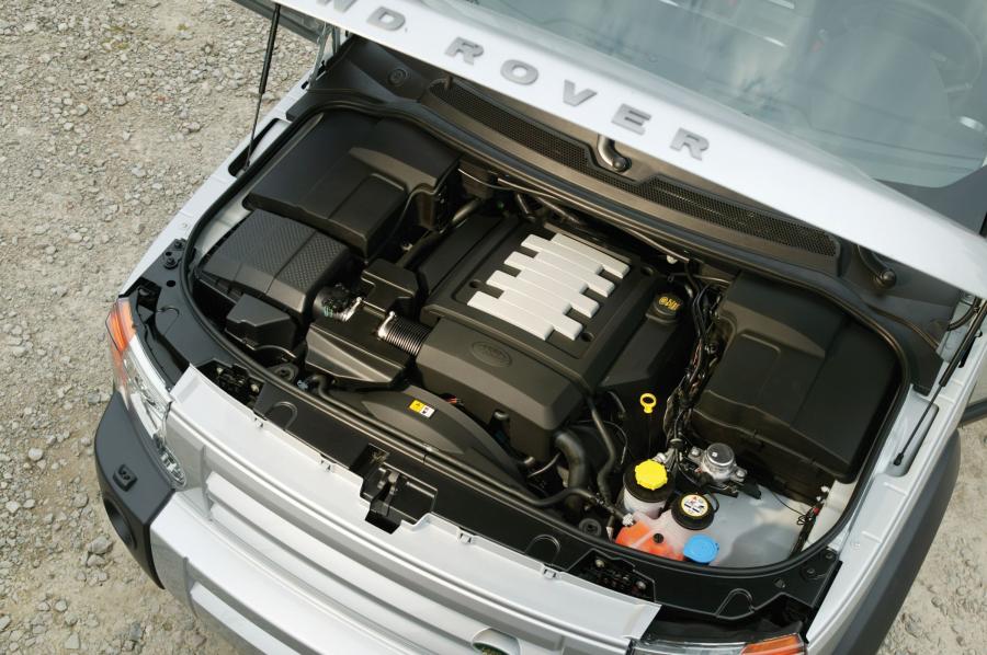  Land Rover Discovery 3 2004 года  (фото 79 из 132)